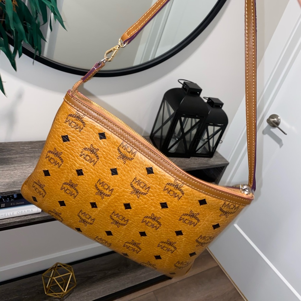MCM Clutch